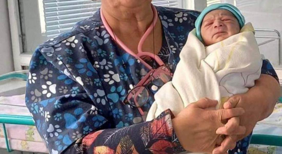Роди се първото бебе за 2023 година в смолянската болница
