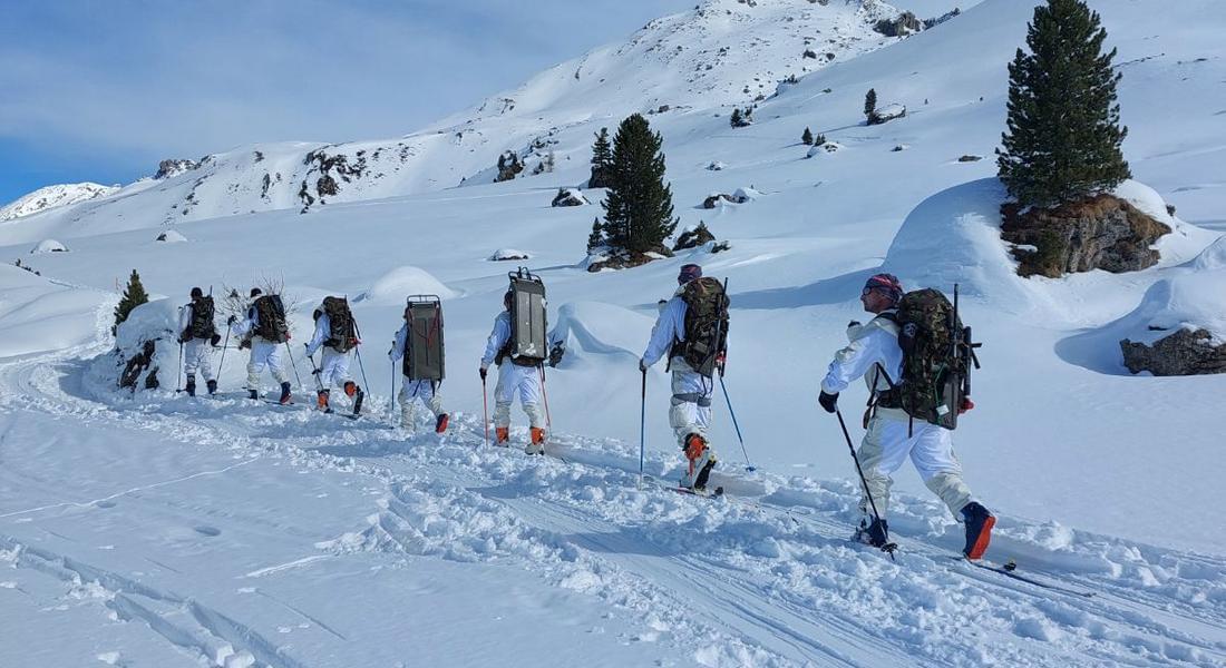  Военни от 101-ви алпийски полк участваха в най-тежкото планинско състезание
