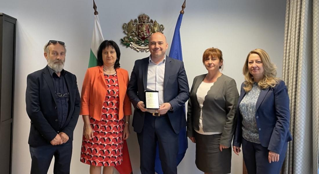 Министерството на туризма ще подпише рамково споразумение с Асоциацията на училищата по ресторантьорство и хотелиерство в България