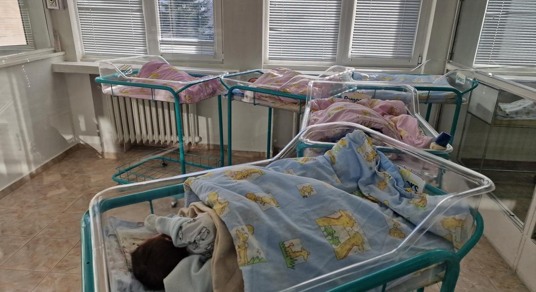 Началникът неонатологично отделение в МБАЛ - Смолян, д-р Юлия Кисимова: Набрахме бърза скорост с новородените - 23 бебета за 19 дни 