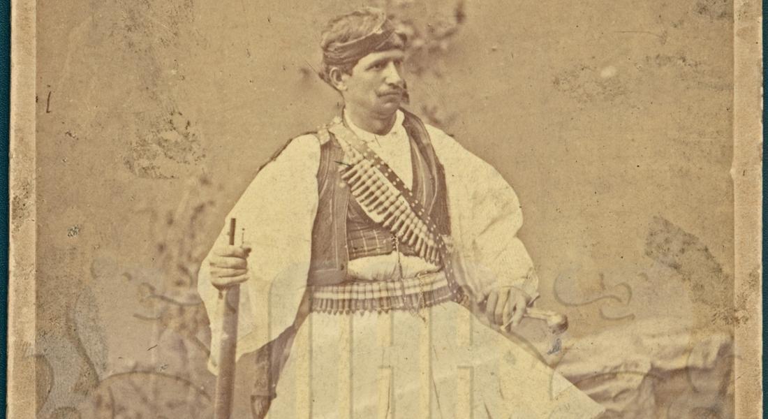 Неизвестна снимка на "Войводата на войводите" дядо Ильо Марков се съхранява в Държавен архив - Смолян
