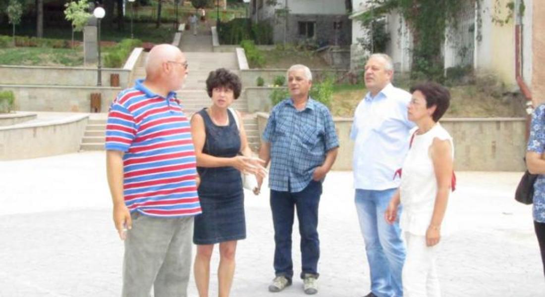 Кметът инспектира изпълнението на мащабния проект по благоустрояване на Смолян