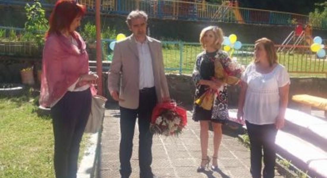 Детските градини „Слънце” и „Радост” с нови директорки, представи ги секретарят Момчил Николов