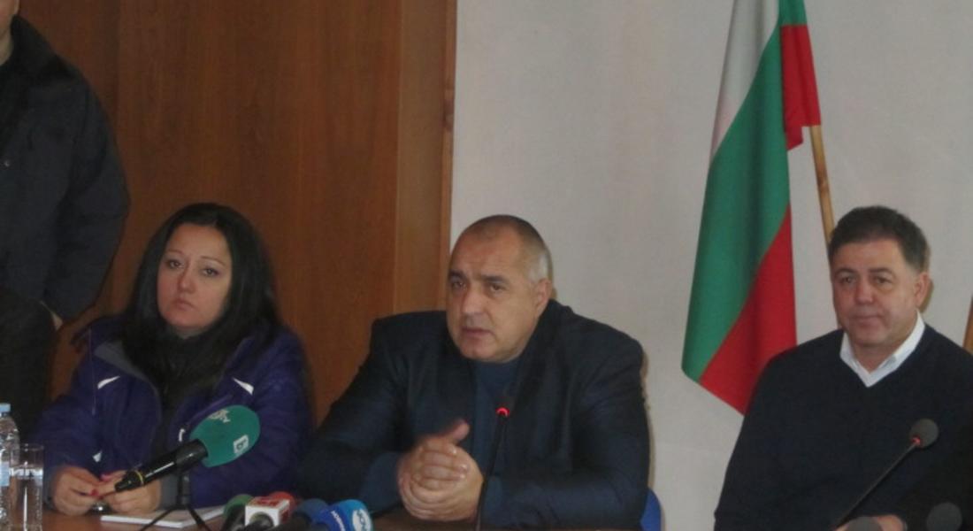  Министър Ненчев провери работата на военнослужещите в Смолянско в подкрепа на бедстващите  