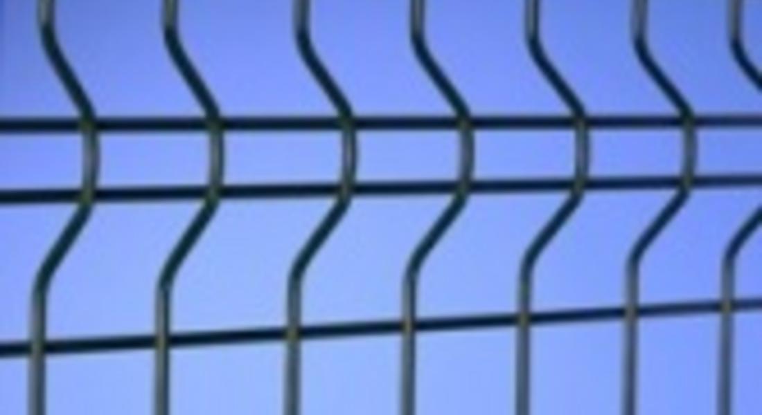 Неизвестни откраднаха 10-метра медна ограда