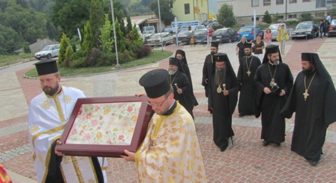 Смолян се поклони в прослава на вярата и делото на епископ Висарион Смоленски