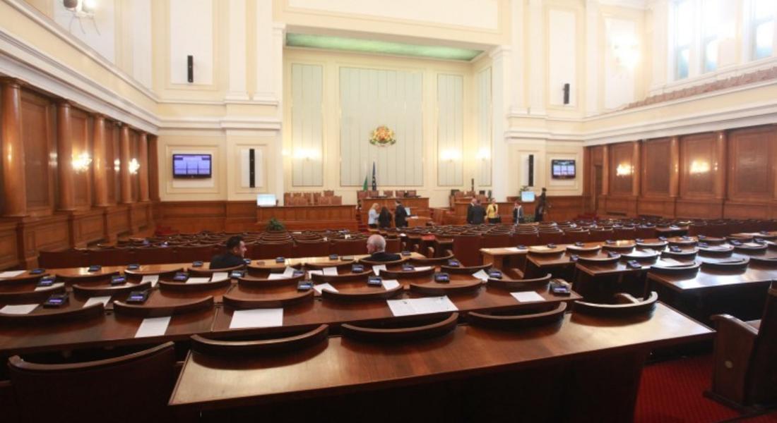  Депутатите приеха бюджета на ДОО за 2022 г.