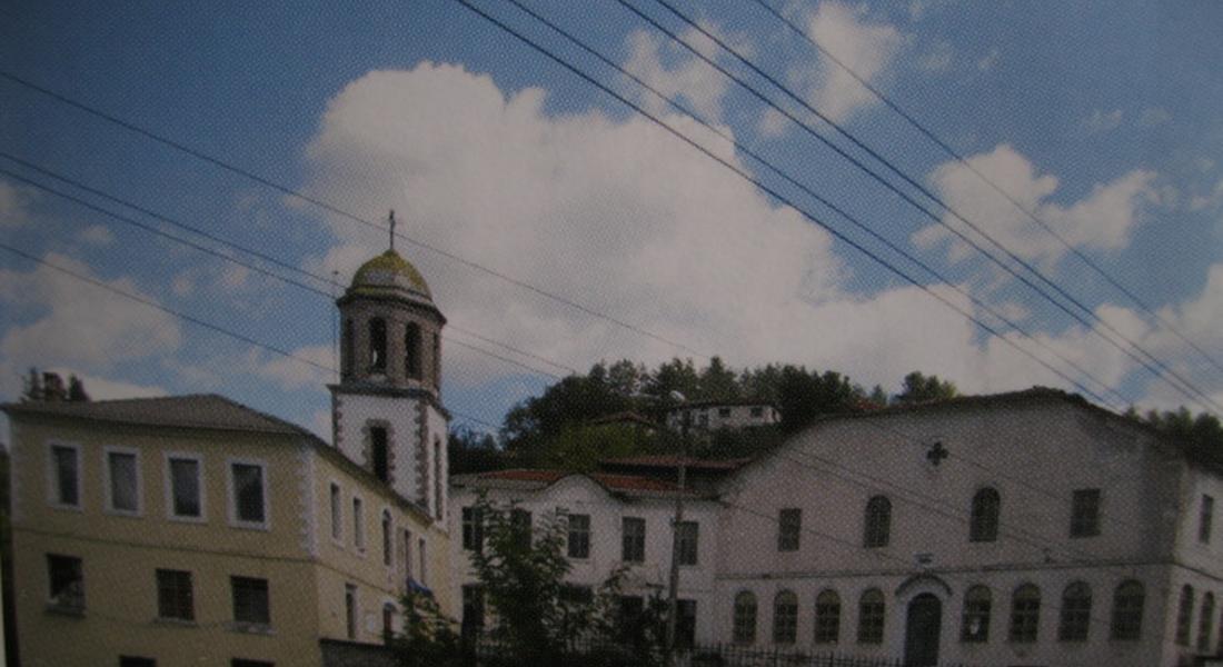 На Въведение Богородично архимандрит Висарион ще служи  в едноименния храм в село Полковник Серафимово