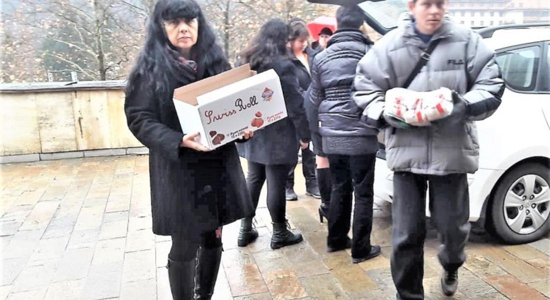 Жени ГЕРБ дариха хранителни продукти на уязвими хора в Смолян