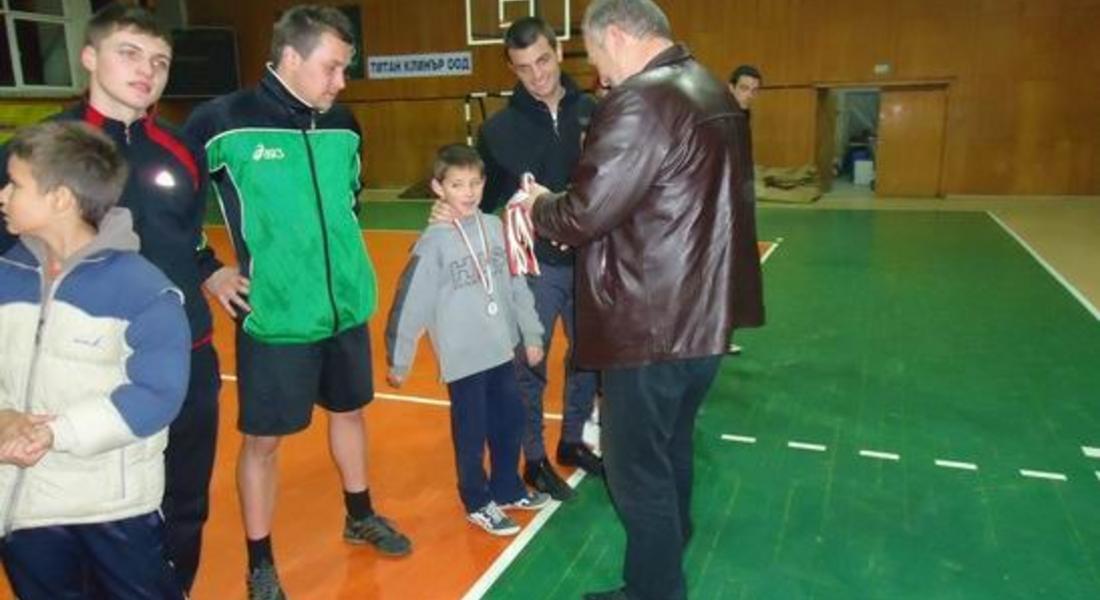 Отборът на „Белатрикс” e шампион в благотворителния футболен турнир, проведен под патронажа на кмета на Смолян