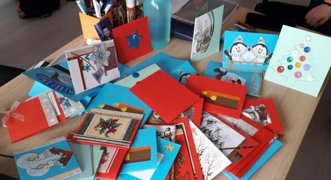  Доброволците от Превантивния център изработиха и продадоха картички за коледния празник на децата с увреждания