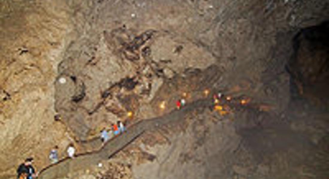 Пещерата "Дяволското гърло" е на община Девин   