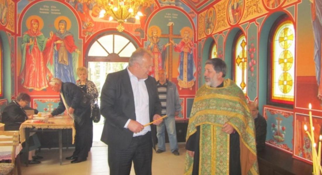  Кметът   Мелемов  уважи храмовите празници на църквата в Смилян и парклиса в местността Варадил  