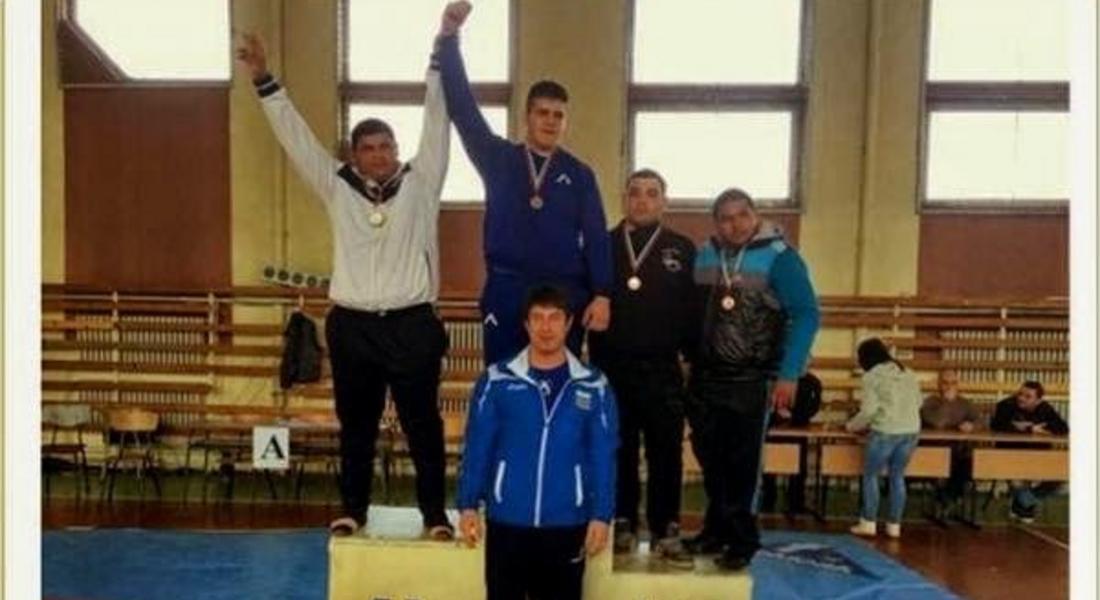  17 годишният Атанас от Змейца стана републикански шампион за кадети в класическата борба