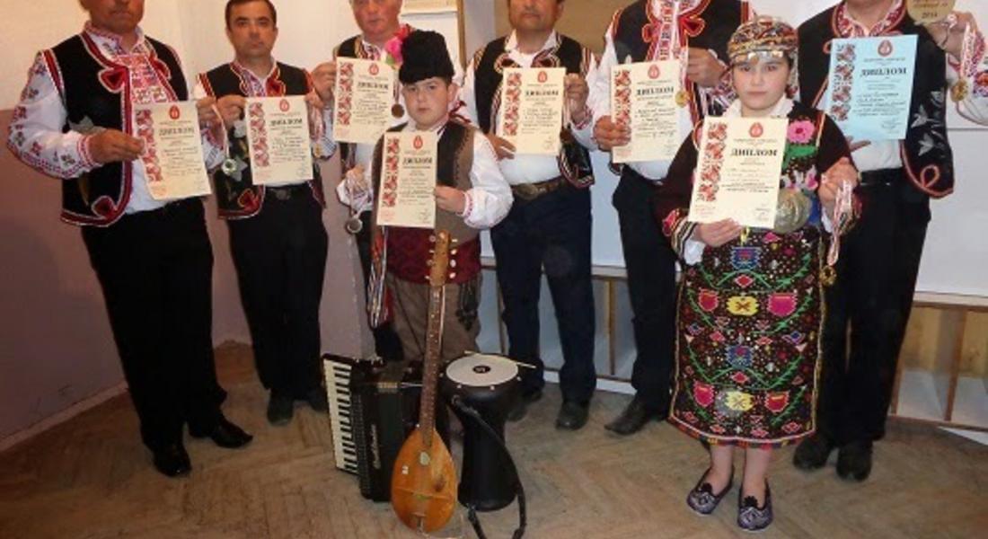  Фолклорна група „Змейчани” с куп награди от „Орфеево изворче”
