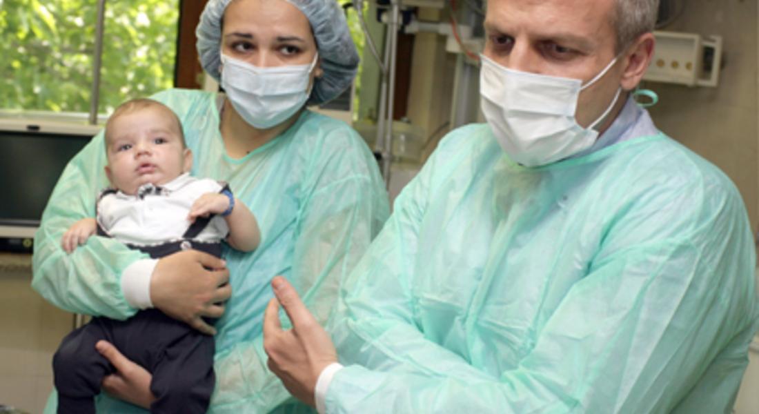 Спасиха бебе в кома от Златоград с уникална трансплантация