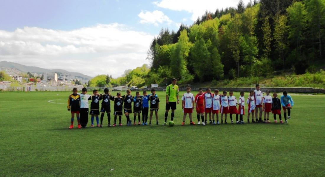 Футболният турнир Smolyan cup ще се проведе на 30 април и 1 май