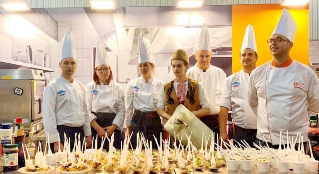 Chef's club Smolyan готви благотворително за около 200 нуждаещи се