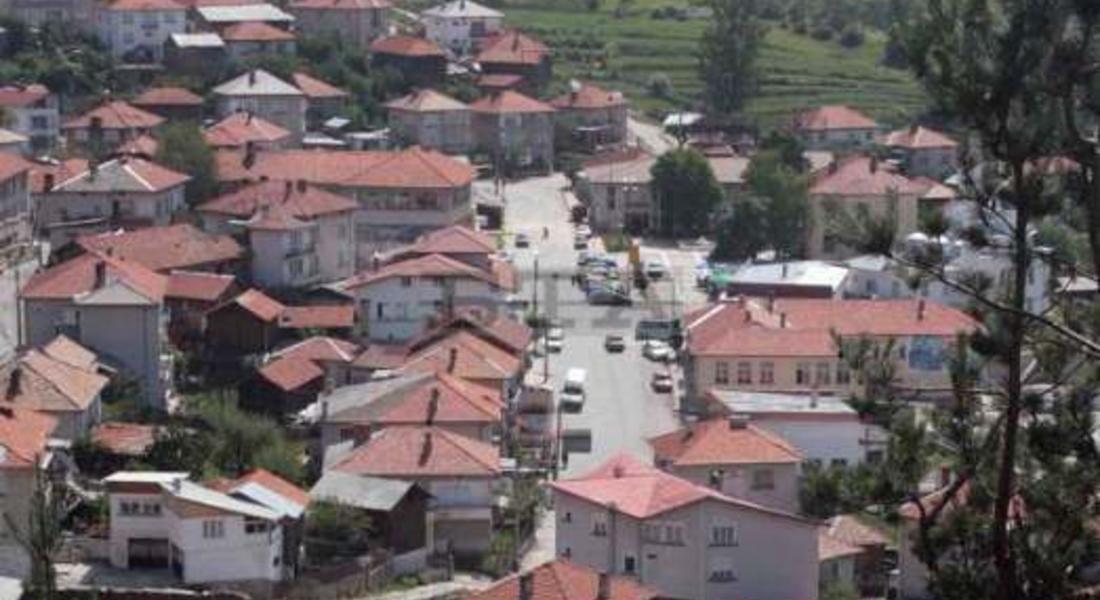 Стотици жители на села в община Доспат заминават на гурбет