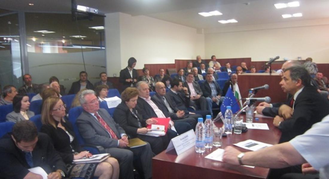  Дора Янкова: Да се създаде форум „Родопи“ за развитието на област Смолян