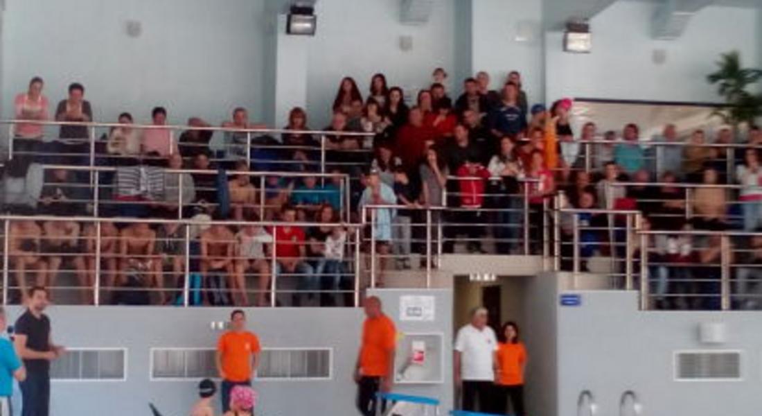 След повече от 20 години в Смолян се проведе общински ученически турнир по плуване