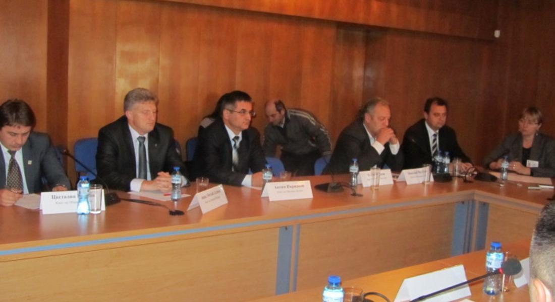 Кметове от област Смолян се отчетоха пред областния управител за изпълнението на бюджет 2012
