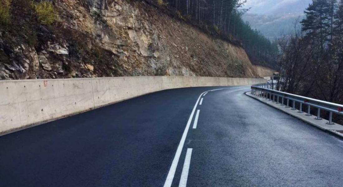 АПИ: Рехабилитирани са над 36 км от пътя Кричим - Михалково