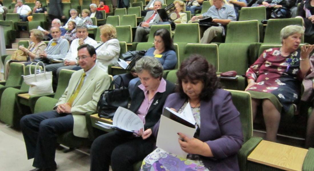 Дора Янкова откри официално научната конференция „Човекът и вселената в Смолян“ 