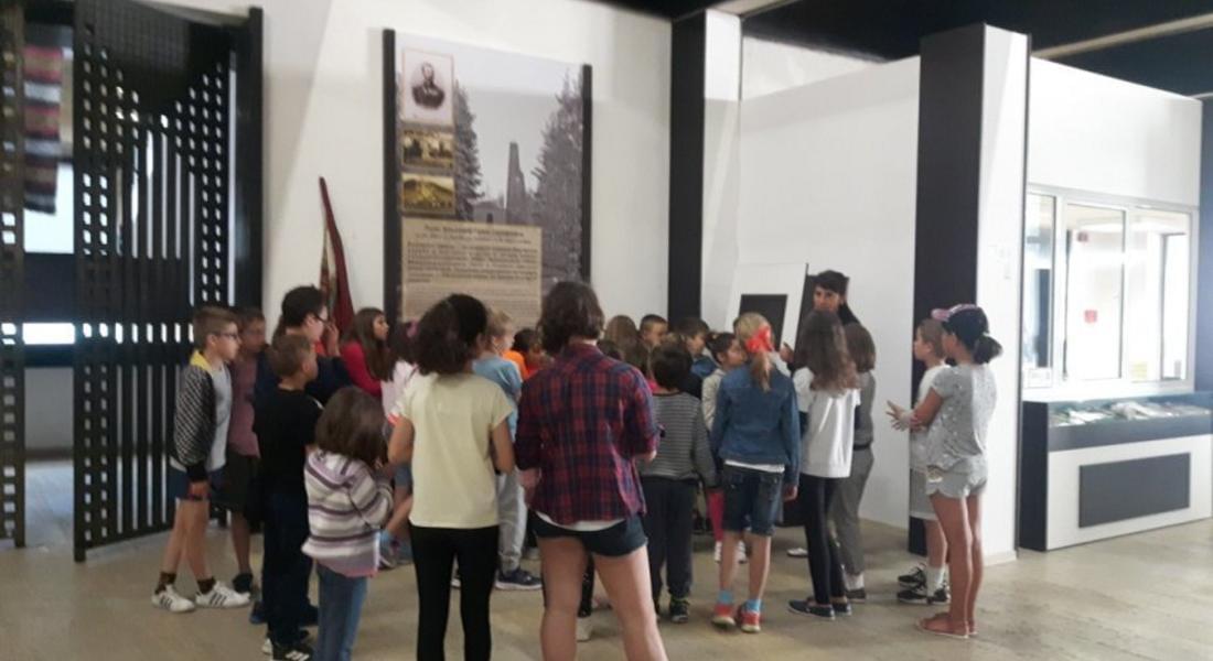 Лятна школа "Ваканция в музея" се провежда в РИМ "Стою Шишков" - Смолян