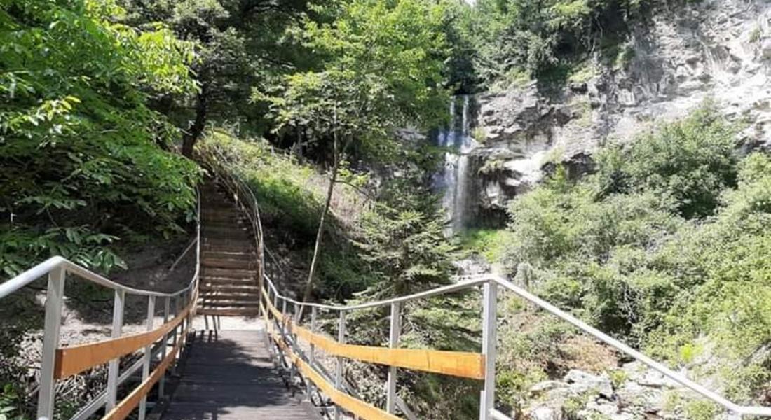 „Смолянският водопад – кътче чиста природа сред града“