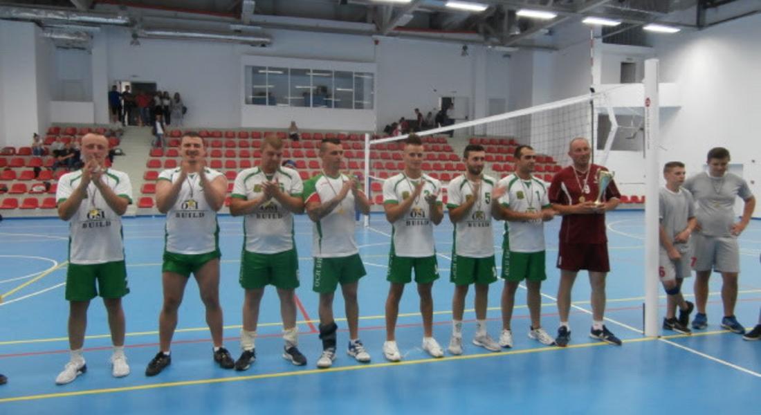 Отборът на Борино взе купата на турнира по волейбол в Доспат