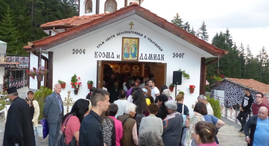  Какво каза на хората в Родопите митрополит Николай  пред „Златна ябълка“