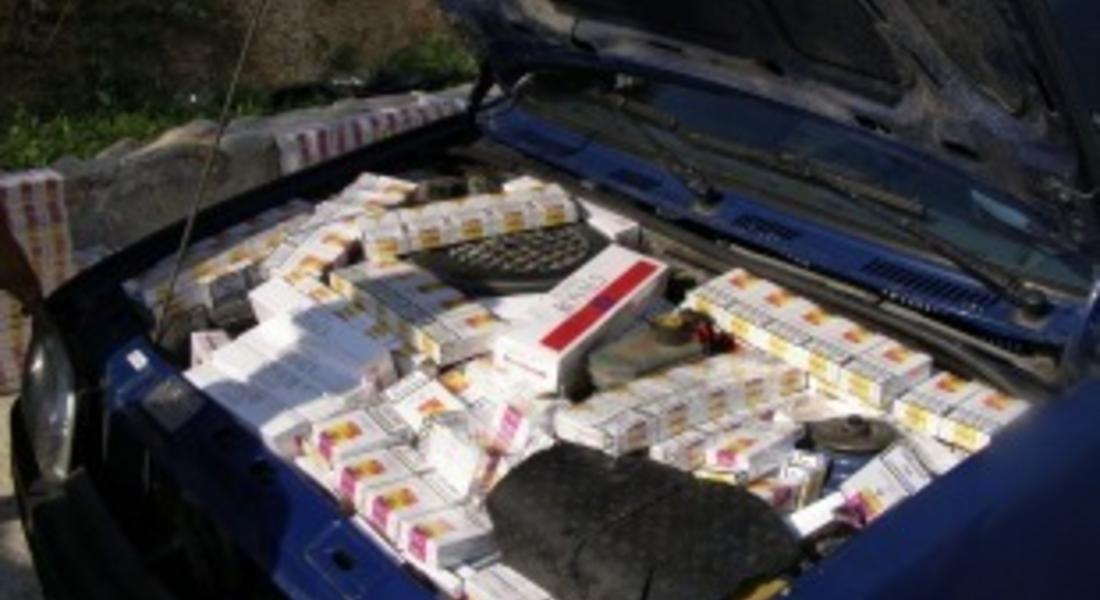 500 кутии цигари без бандерол откриха полицаи в кола на русенец