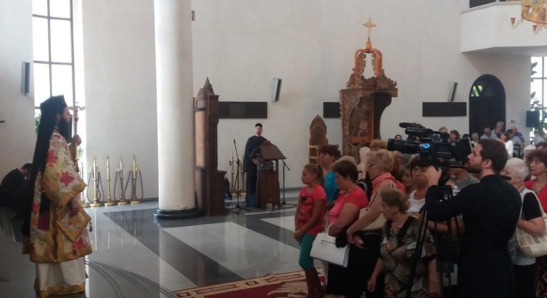 С Богородични светини отбеляза своя празник за 11-и път катедрален храм „Св. Висарион Смоленски"