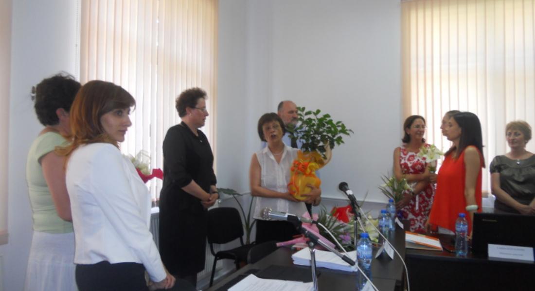   Теодора Мандова-директор на ОДК Чепеларе бе удостоена с Почетна грамота „Неофит Рилски”