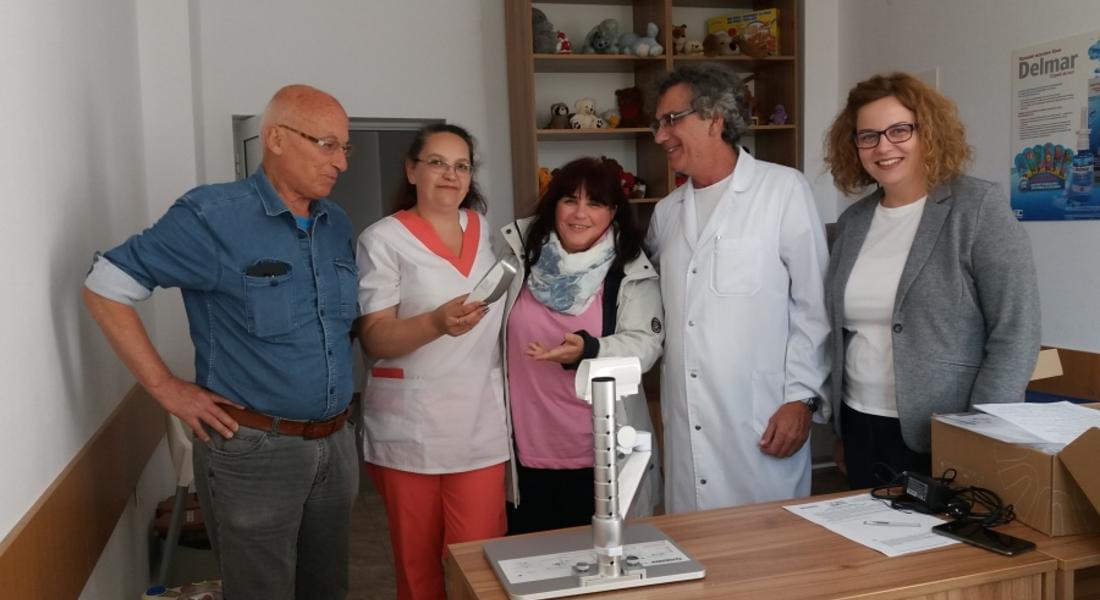 Смолянската фирма „ЕМЕ“ дари на Детско отделение апарат за лесно и безболезнено откриване на вени