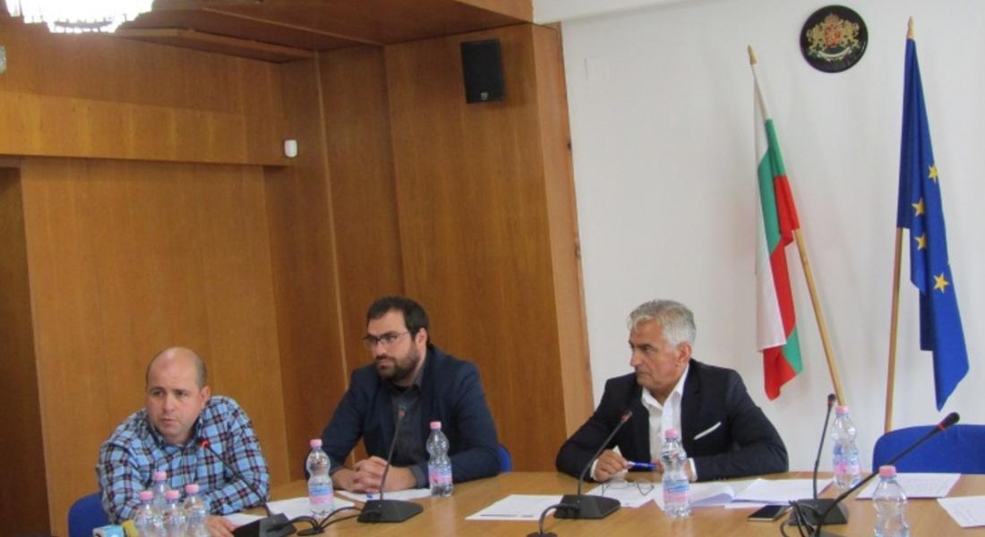 Комисията по безопасност на движението по пътищата обсъди мерки за намаляване на транспортния травматизъм в област Смолян