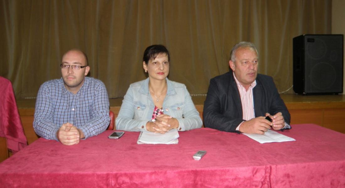 Жители на смолянския квартал Устово поискаха от представителите на партия ГЕРБ защита срещу строежа на ТЕЦ