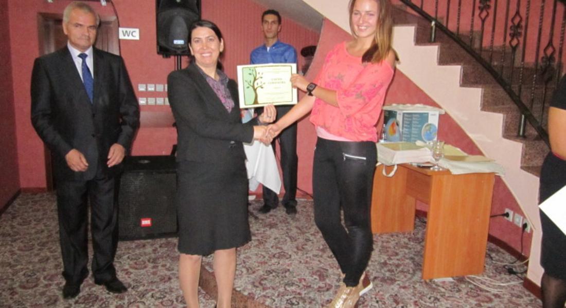 Над 70 рисунки и 14 есета се състезаваха в конкурса „Гората – зеленото богатство на Родопа планина”