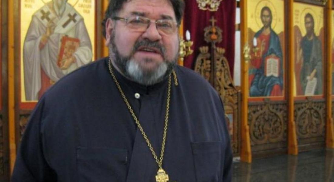  Отец Димитър Михайлов  съхрани в книга паметта на четири рода