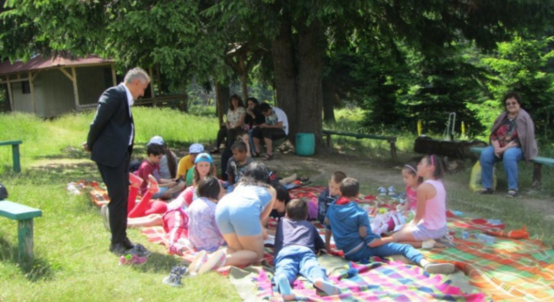 Организираха празник за деца с увреждания на Смолянските езера  