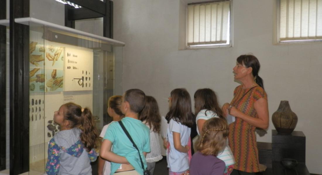 Смолянският музей и читалищата от областта събират играчки от миналото