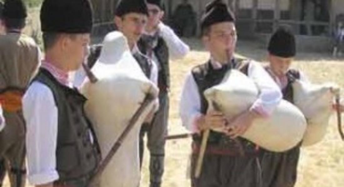 Гайдарите от Смолянско ще свирят  за световен рекорд на Гинес