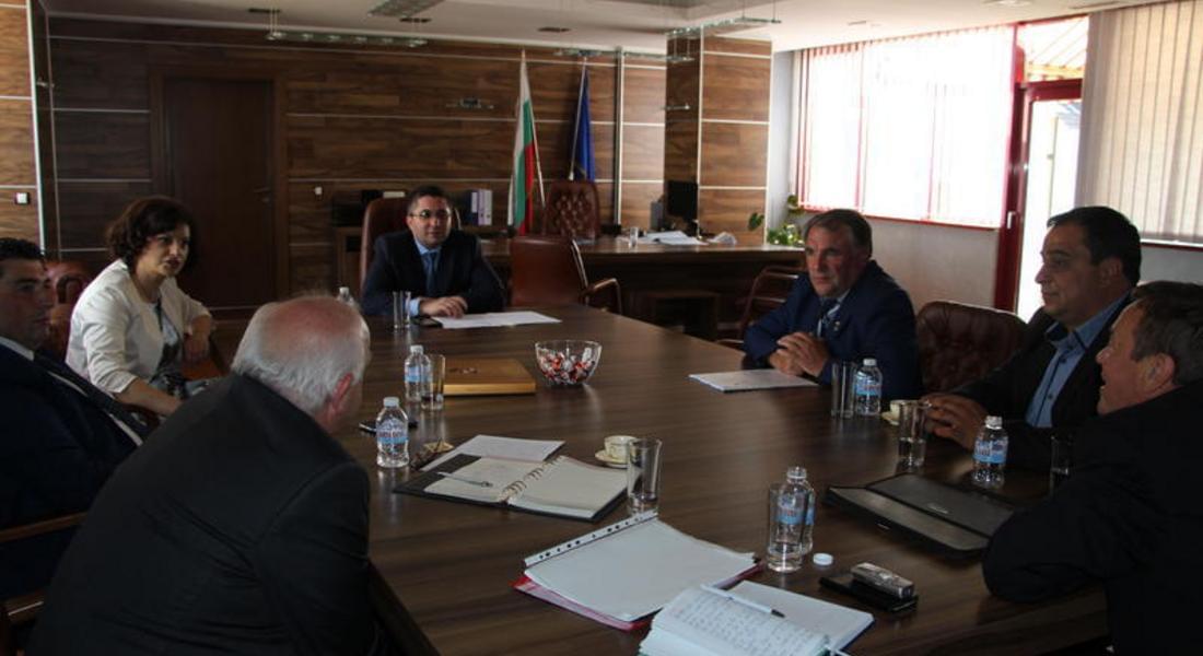 Очертан е план за действие за завършване на пътя Загражден - Белица