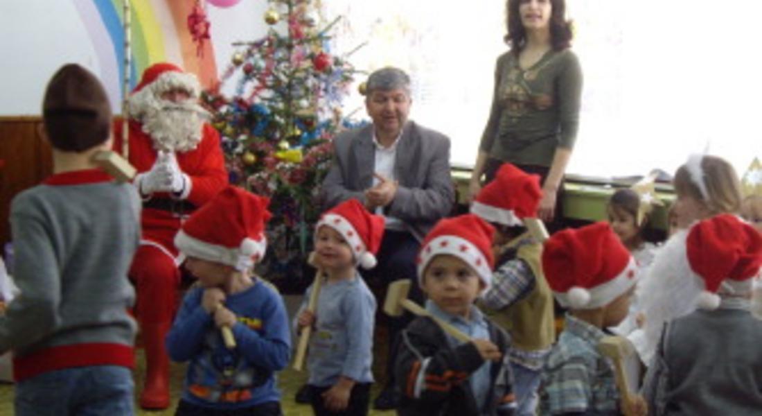 Продължават празничните прояви свързани с Коледа и Нова година в Чепеларе