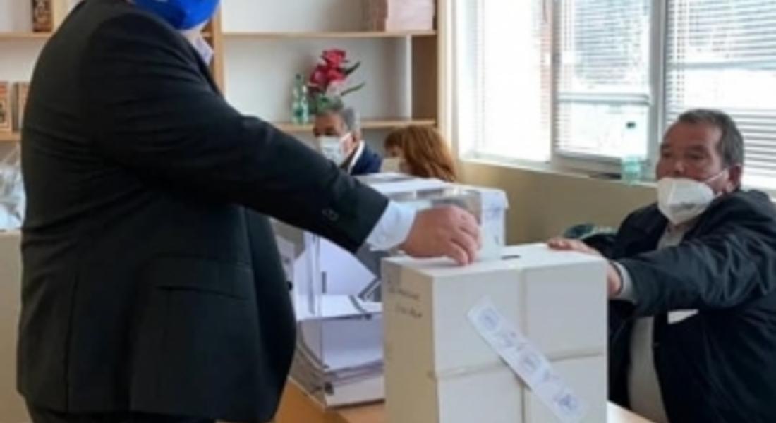 Зам.-председателят на "Републиканци за България" Павел Вълнев: Гласувам "За държава с правила!"