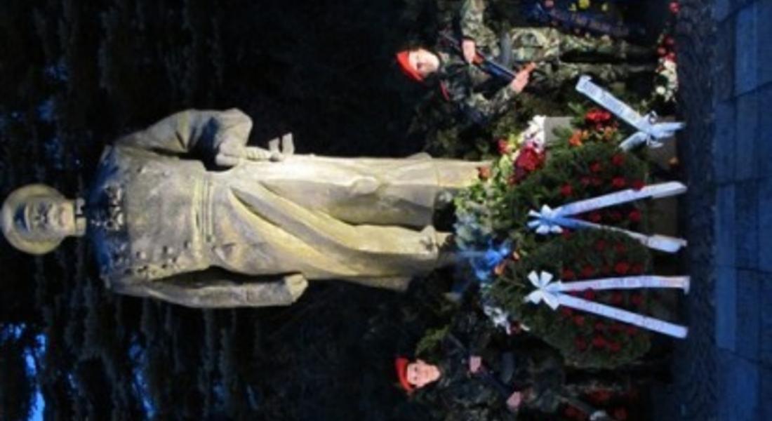  Смолян изрази почитта си към Апостола на свободата Васил Левски в деня на 175 години от рождението му