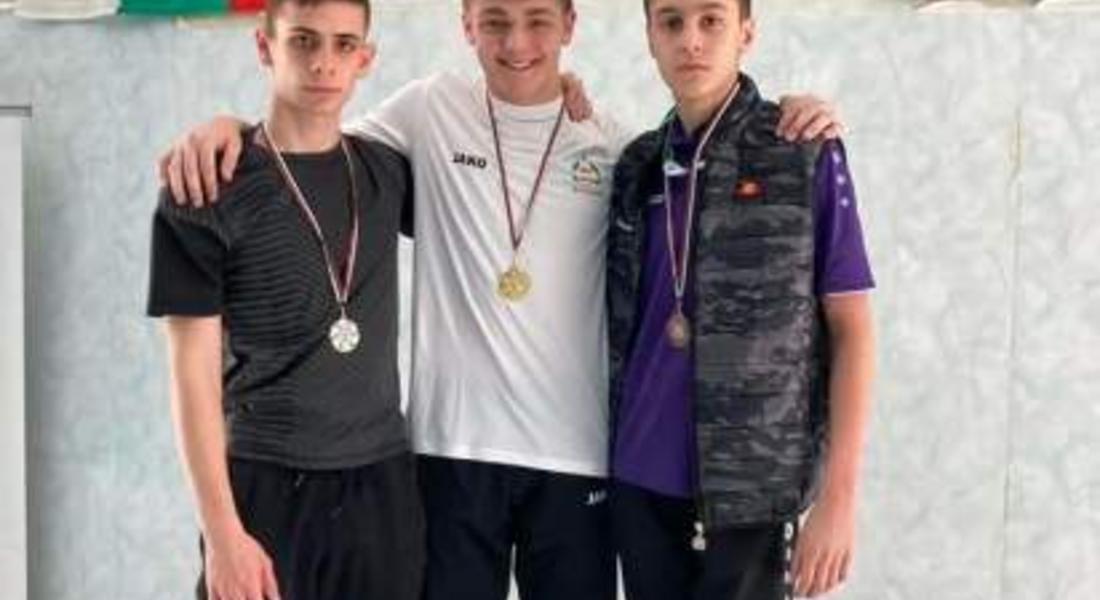 Отново медали за смолянските плувци на турнир в София