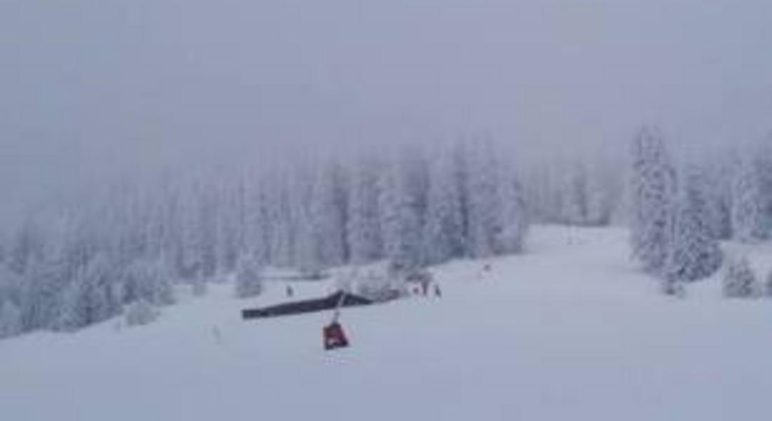 Над 40 сантиметра е снежната покривка в Смолянско, задължително с вериги през проходите