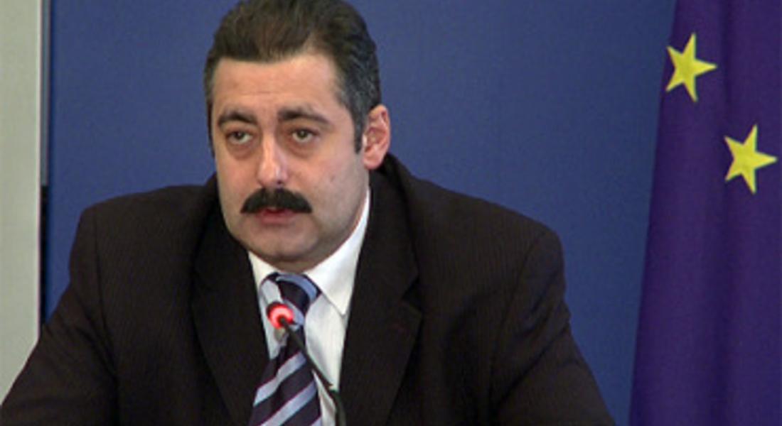Прокуратурата обвини здравния министър Нанев